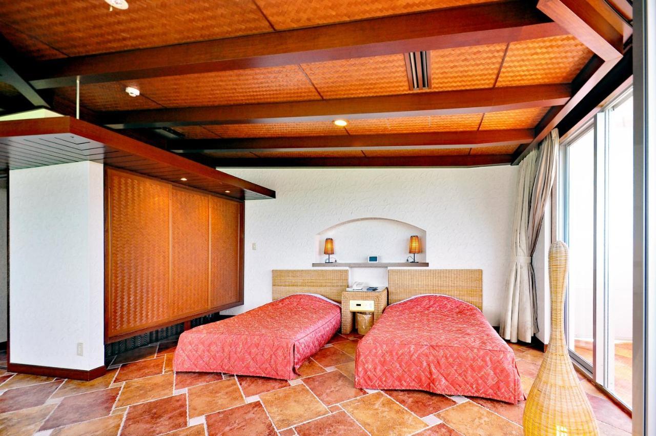 Marine Lodge Marea Miyakojima  Exterior photo